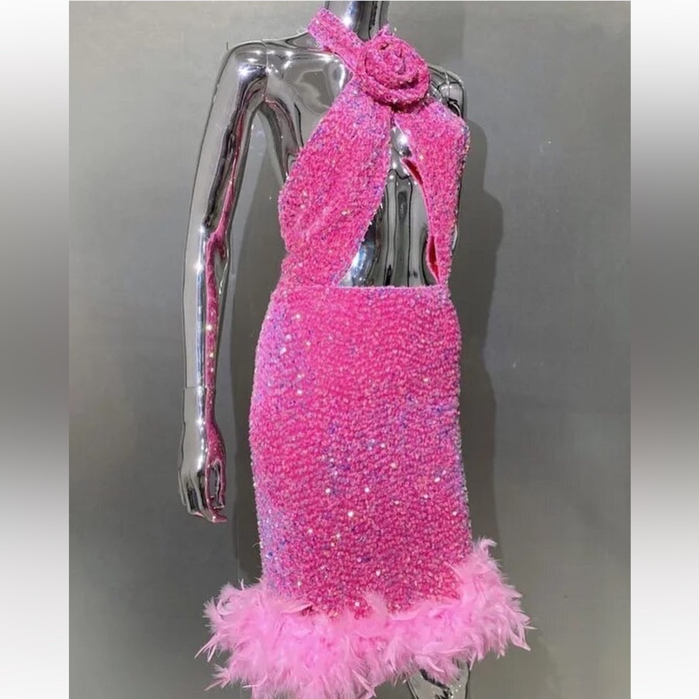 🩷Pink Sequin Halter Dress - Picture 6 of 8